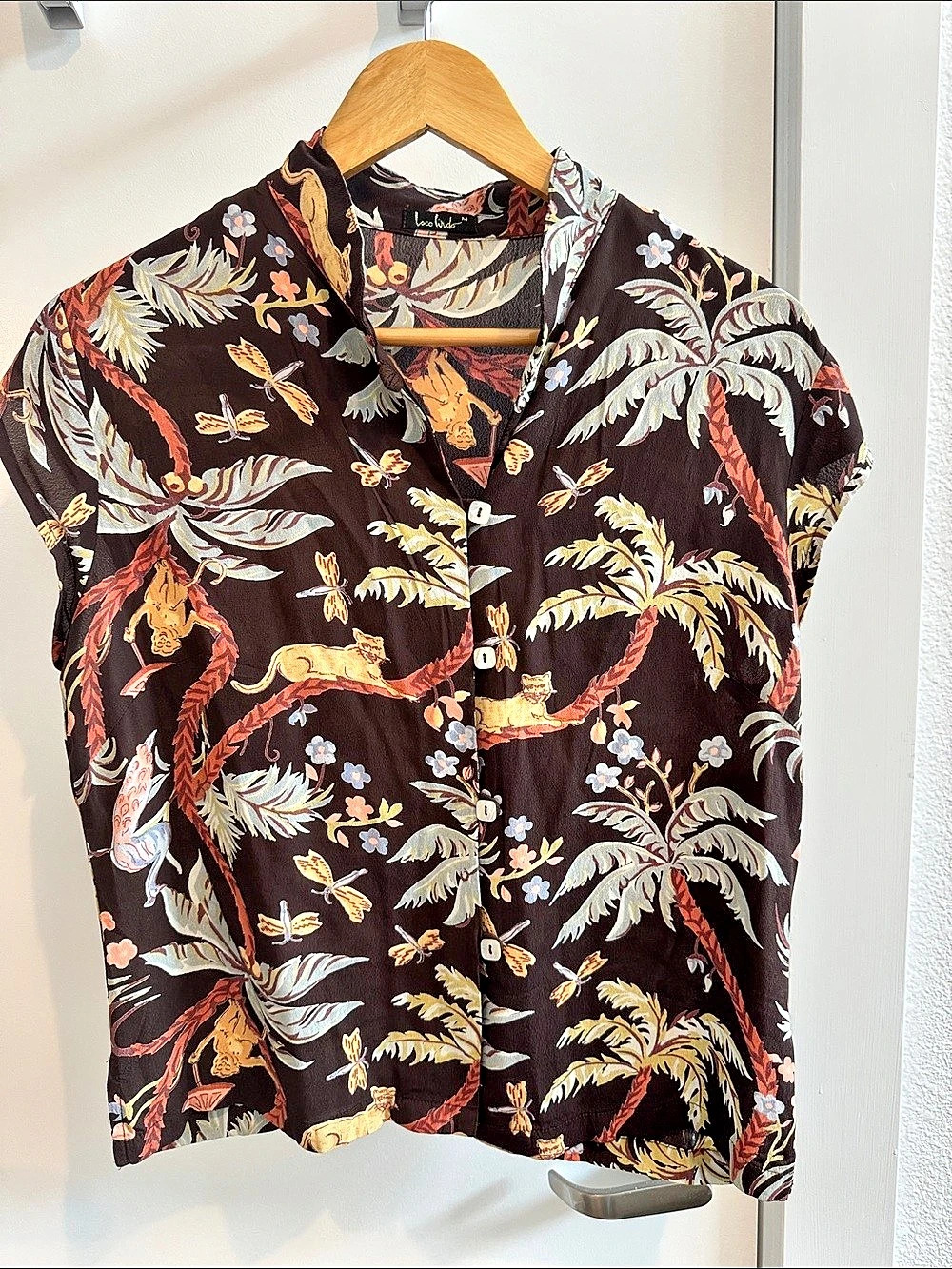 Vico Vido Floral Button Front Shirt in Brown Like New